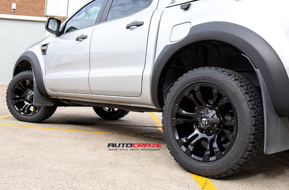 FORD-RANGER-VAPOR-MATTE-BLACK